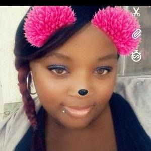 Meet your Posher, Latonya